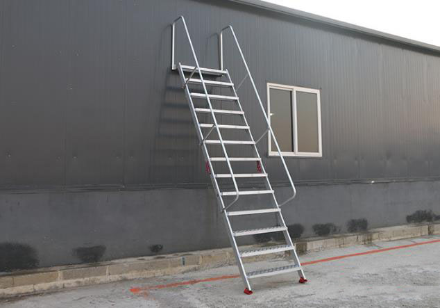 铝合金折叠式消防梯